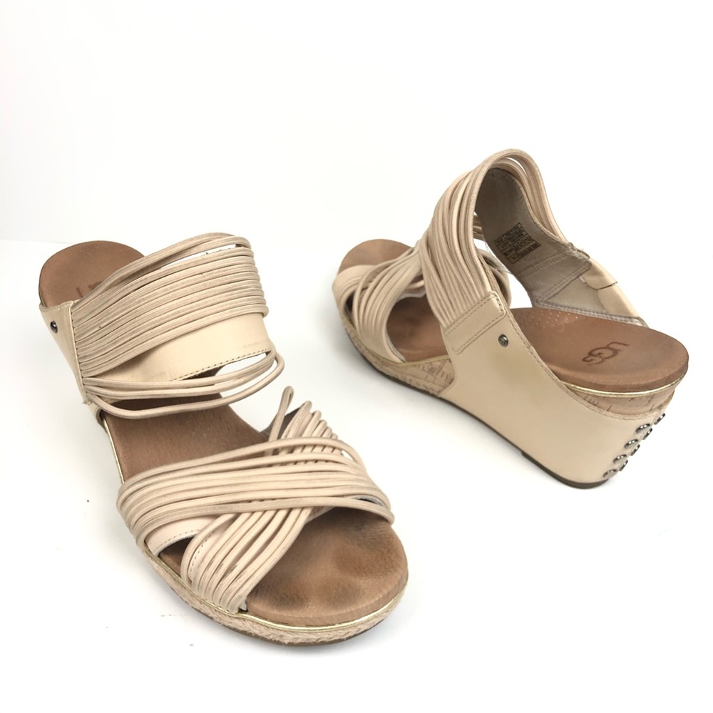 UGG HILAIRE TAN WEDGE PEEP TOE SANDAL WOMEN’S 9